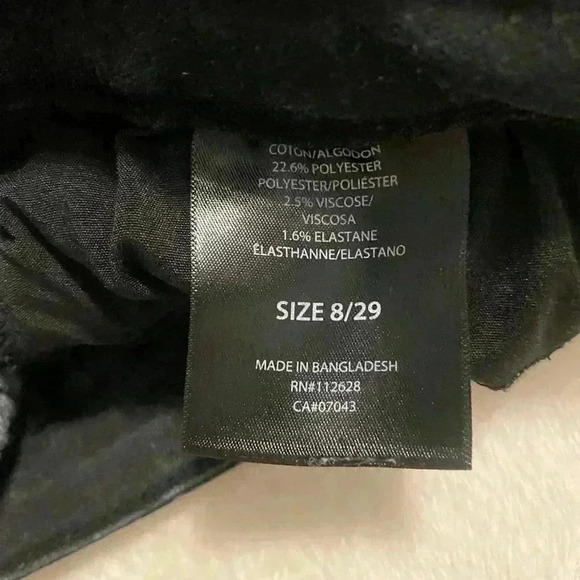 Tahari Women’s Skinny Black Stretch Jeans 5 pockets straight legs size 8/29 - Picture 6 of 9